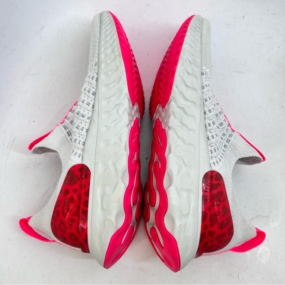 Nike React Phantom Run Flyknit 2 Size 8 DM8064 001 - Picture 9 of 11